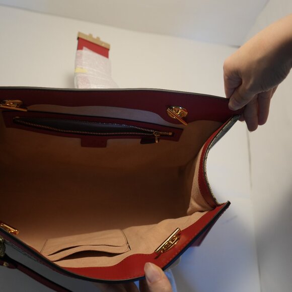 GUCCI HANDBAG - Picture 6 of 14